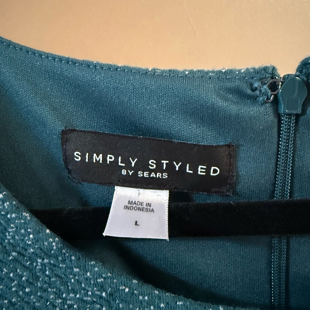 Simply Styled Teal Mini Dress - Picture 2 of 3